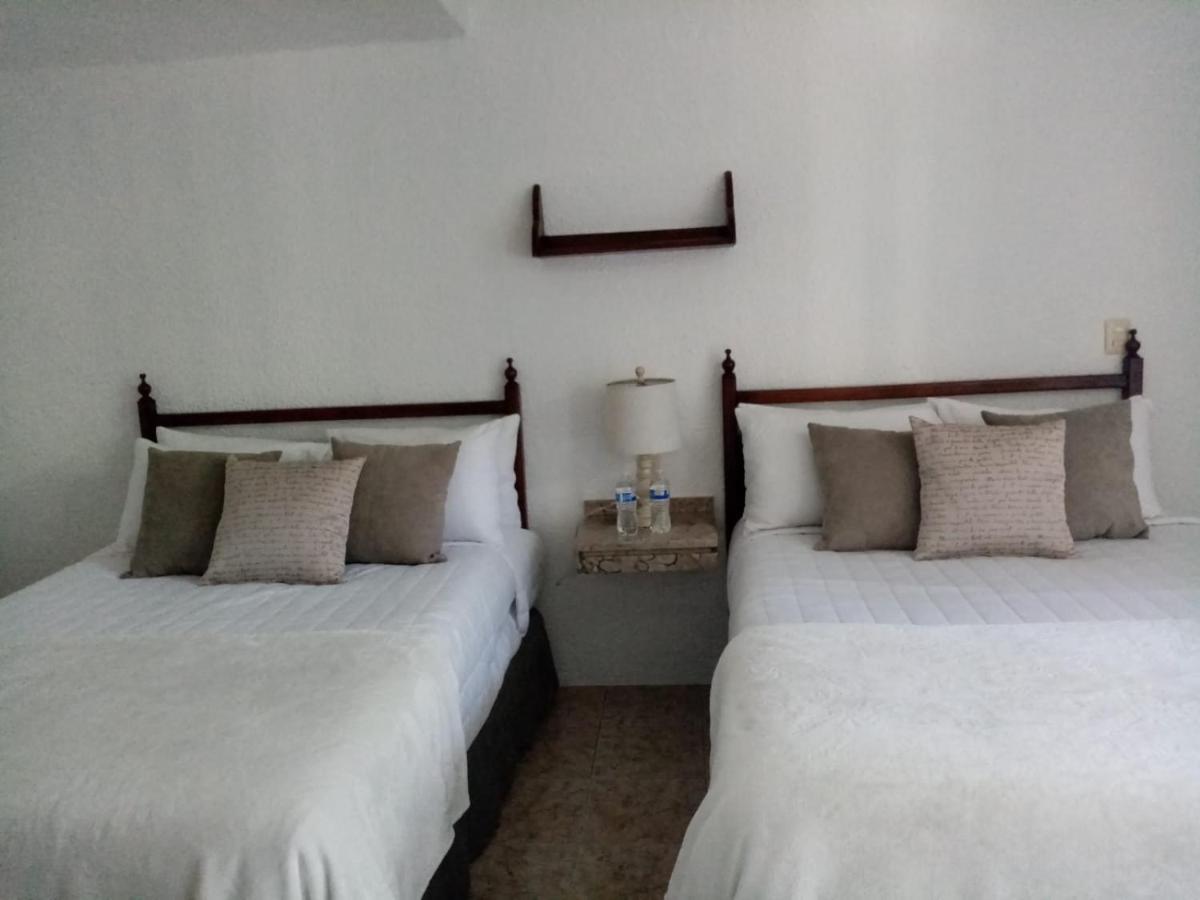 Hotel Posada Santa Fe グアダラハラ エクステリア 写真